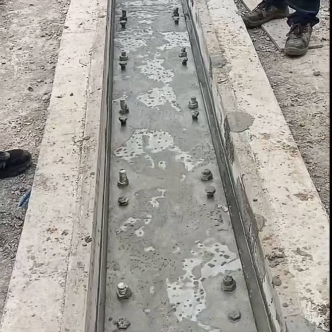 阜平环氧树脂轨道胶泥是什么？用在哪里？